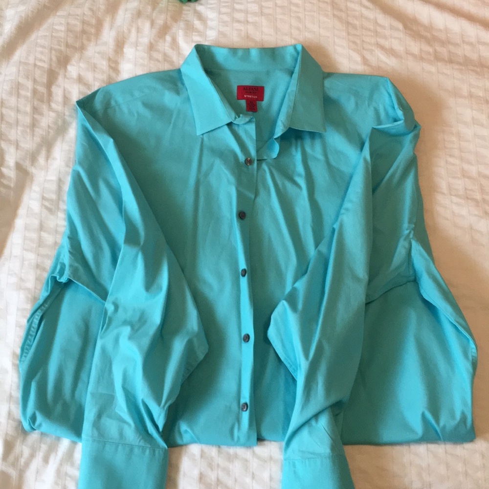 Teal men’s button down dress shirt